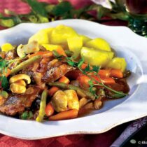 Srnčí kýta na zelenině