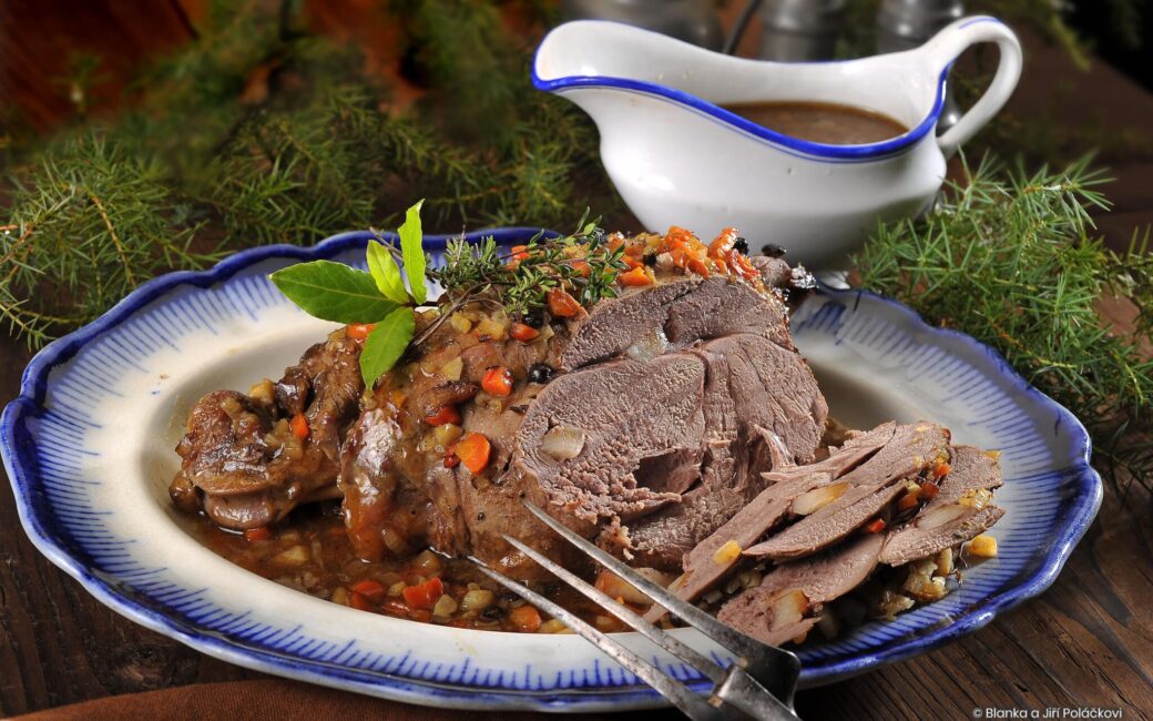 Srnčí kýta na jalovci