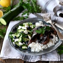 Grilovaná srnčí panenka s borůvkovým přelivem